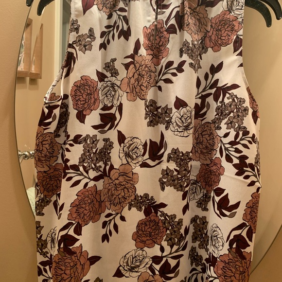 Ann Taylor S ivory mauve olive floral shell blouse - Picture 6 of 7